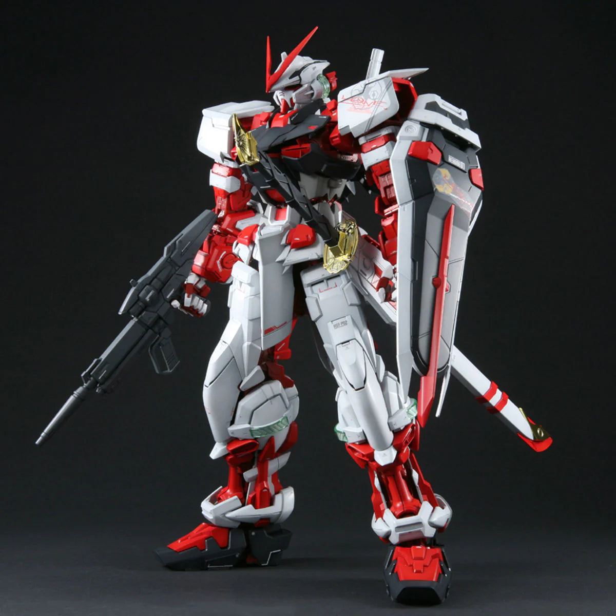 PG 1/60 Perfect Grade Gundam Astray Red Frame